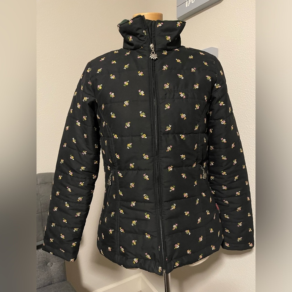 Almrausch woman jacket, black . Size: S, preowned.